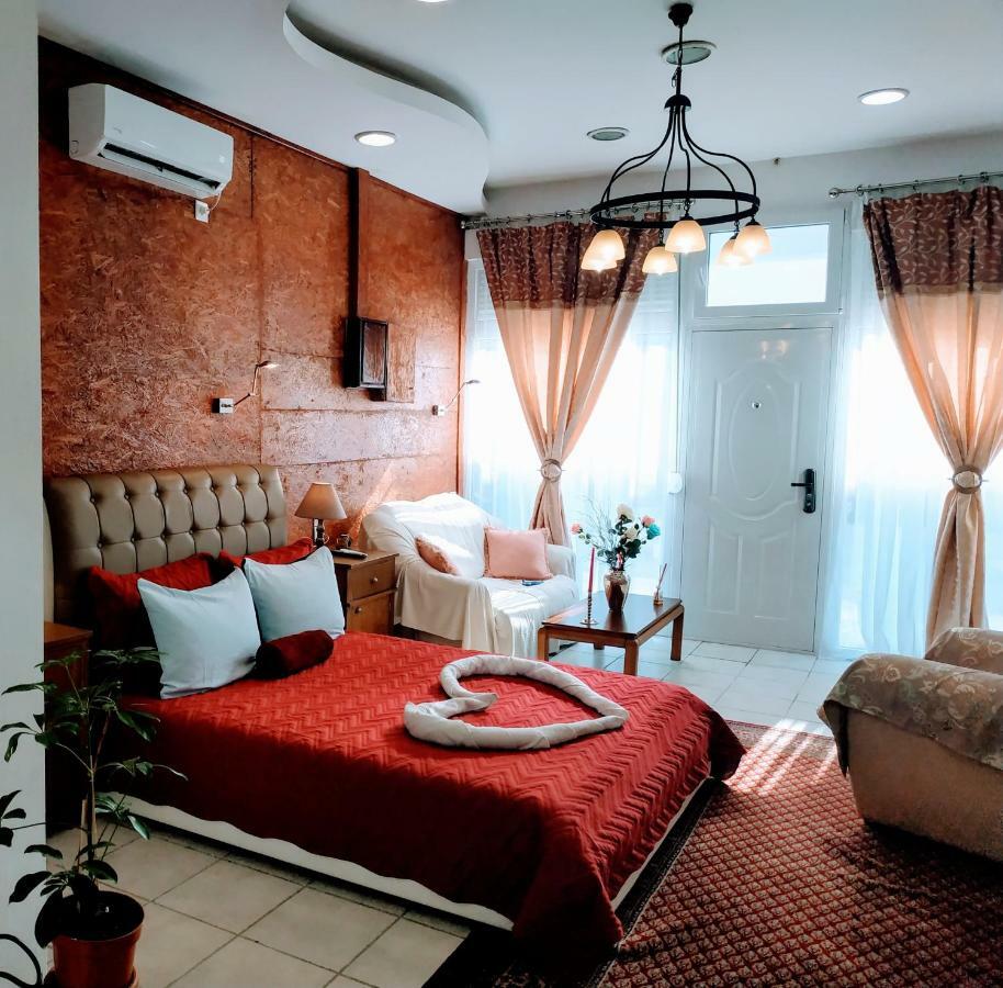 Sweet Home Suite Corinth Exterior photo